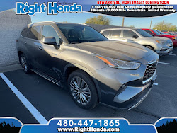 2021 Toyota Highlander Hybrid Platinum