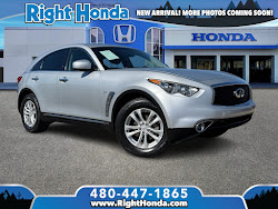 2017 INFINITI QX70 Base