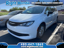 2024 Chrysler Voyager LX
