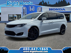 2020 Chrysler Pacifica Touring L