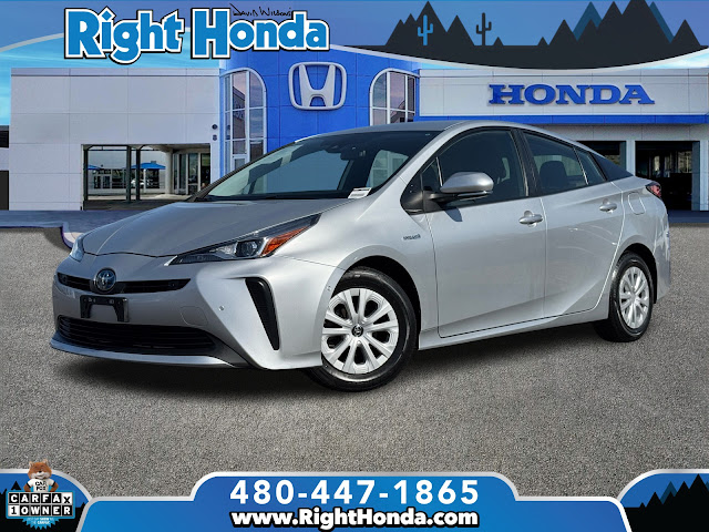 2022 Toyota Prius LE