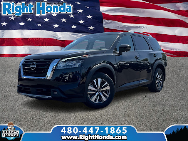 2022 Nissan Pathfinder SL