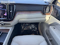 2021 Volvo XC60 T5 Momentum