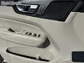 2021 Volvo XC60 T5 Momentum