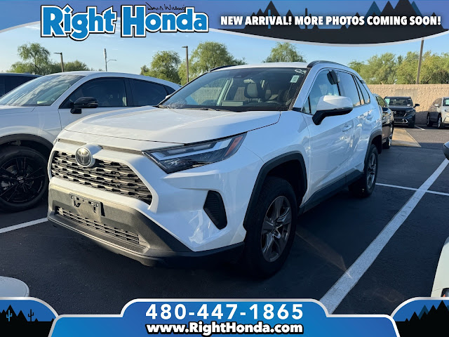 2023 Toyota RAV4 XLE