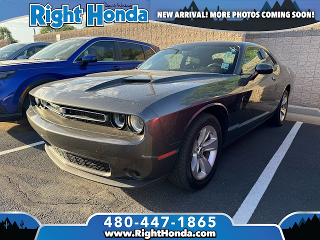 2023 Dodge Challenger SXT