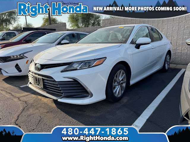 2024 Toyota Camry LE