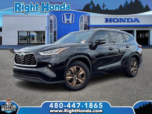 2022 Toyota Highlander Hybrid XLE Bronze