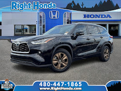 2022 Toyota Highlander Hybrid XLE Bronze