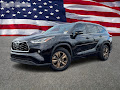 2022 Toyota Highlander Hybrid XLE Bronze