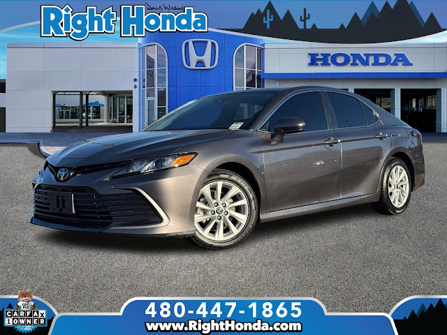 2024 Toyota Camry LE