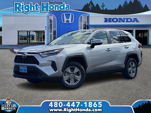 2024 Toyota RAV4 LE