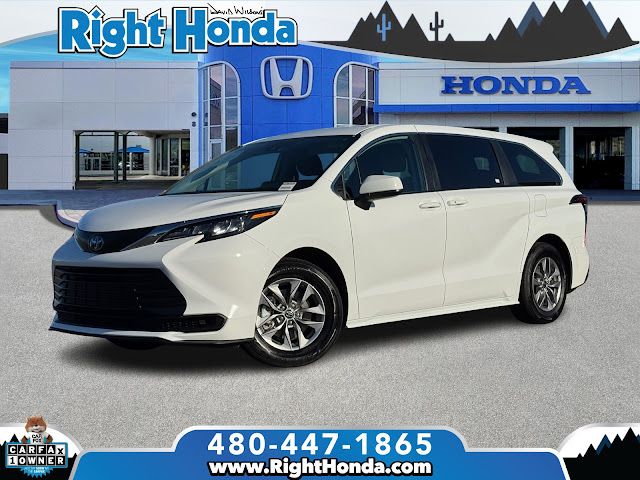 2024 Toyota Sienna LE