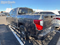 2022 Nissan Titan SV