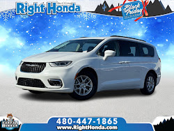 2022 Chrysler Pacifica Touring L