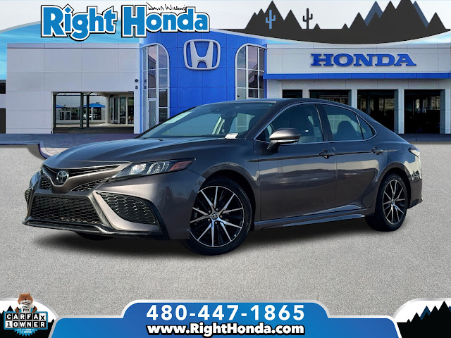 2023 Toyota Camry SE