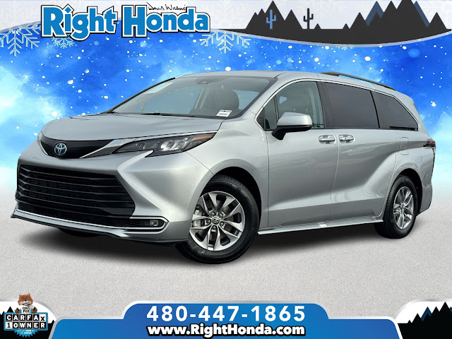 2024 Toyota Sienna XLE