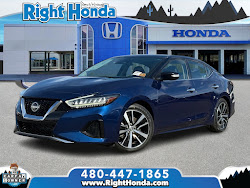 2023 Nissan Maxima SV