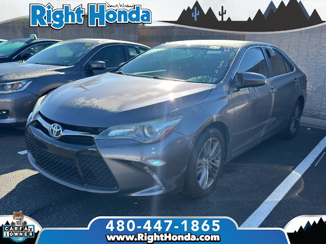 2016 Toyota Camry SE