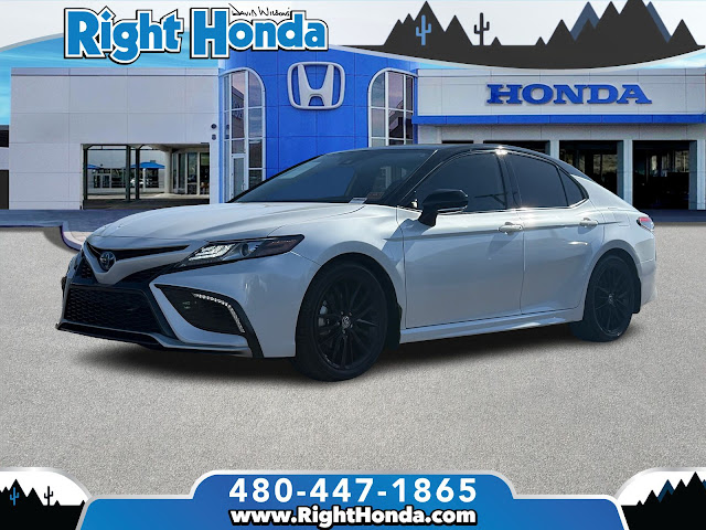 2023 Toyota Camry Hybrid XSE