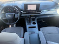 2025 Toyota Sienna LE