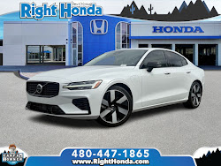 2024 Volvo S60 Recharge Plug-In Hybrid Ultimate