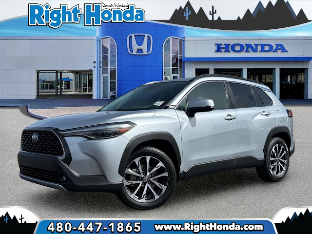 2023 Toyota Corolla Cross XLE