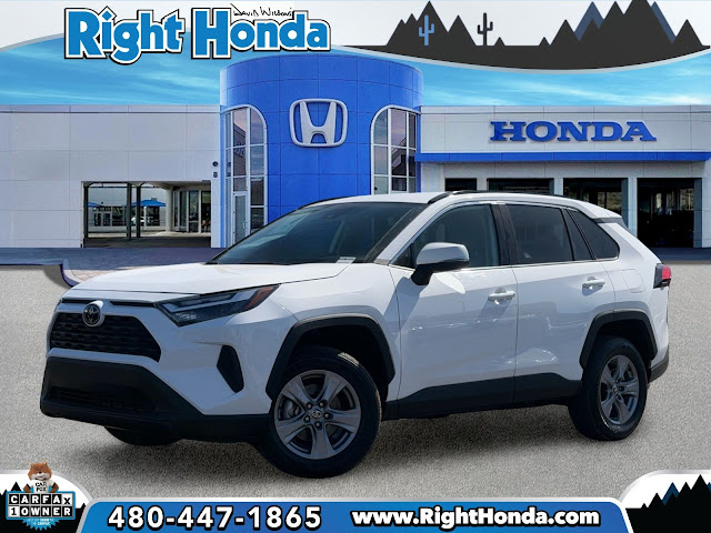 2025 Toyota RAV4 XLE