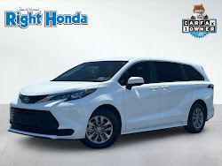 2025 Toyota Sienna LE