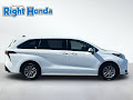 2025 Toyota Sienna LE