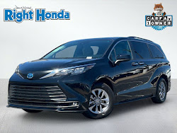 2025 Toyota Sienna XLE