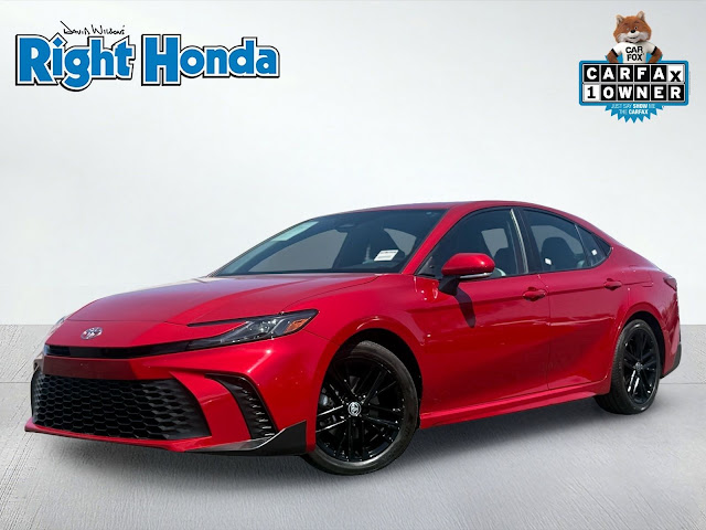 2025 Toyota Camry SE