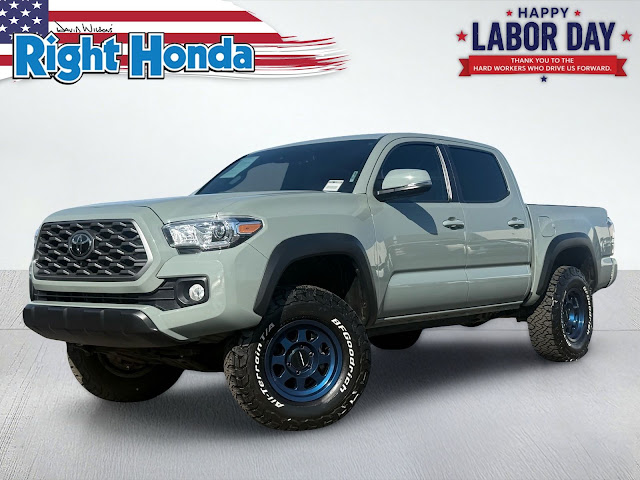 2023 Toyota Tacoma TRD Off-Road