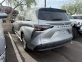 2025 Toyota Sienna LE