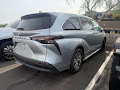 2025 Toyota Sienna LE