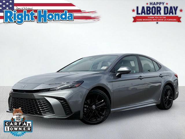2025 Toyota Camry SE