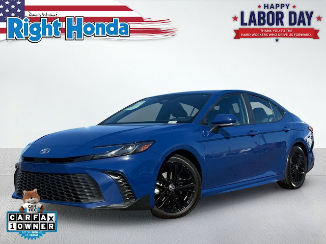 2025 Toyota Camry SE