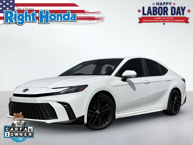 2025 Toyota Camry SE