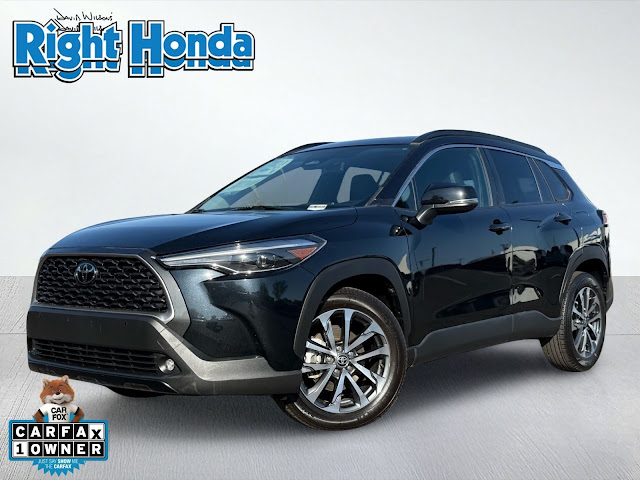 2025 Toyota Corolla Cross XLE