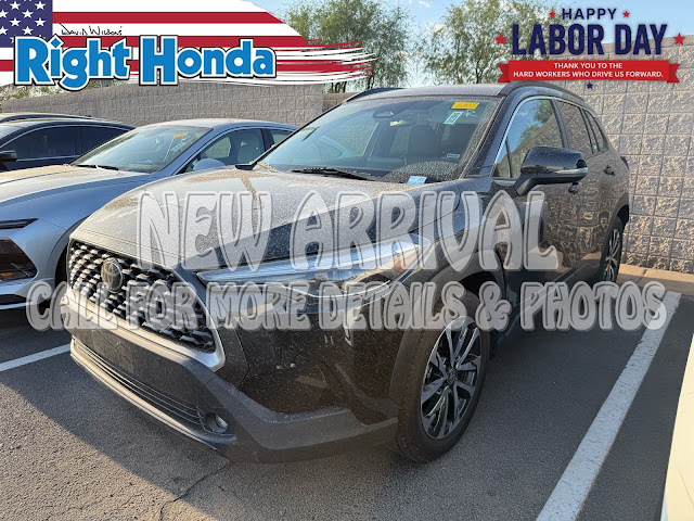 2025 Toyota Corolla Cross XLE