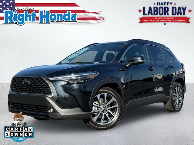 2025 Toyota Corolla Cross XLE