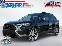 2025 Toyota Corolla Cross XLE