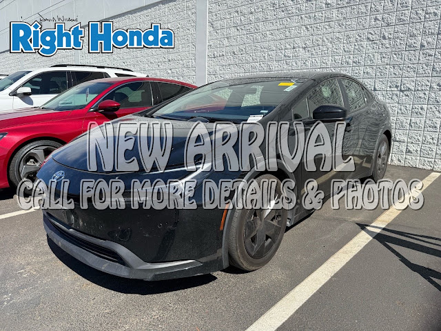 2024 Toyota Prius LE