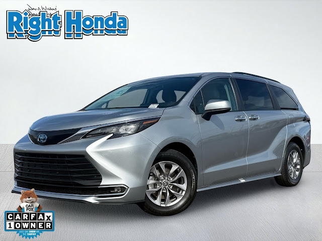 2024 Toyota Sienna XLE